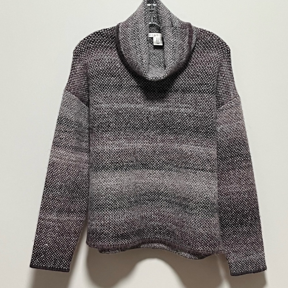 Max Studio Cozy Gray Purple
Variegated Soft Stripe Pullover cowlneck Sweater